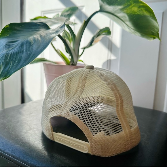 PacSun Make Your Own Path Trucker Hat - Picture 3 of 8